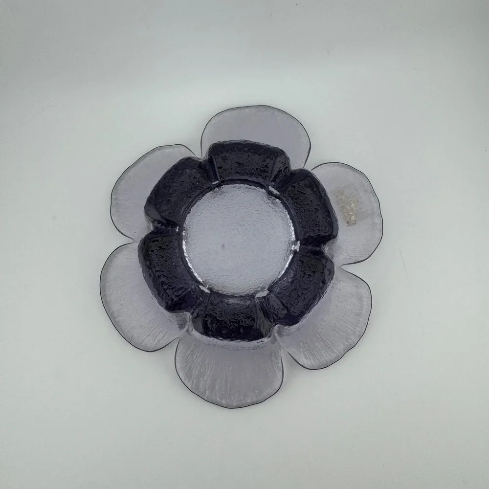 Viking Glass Epic Petal Bowl Amethyst Purple Excellent Mid Century Modern Label